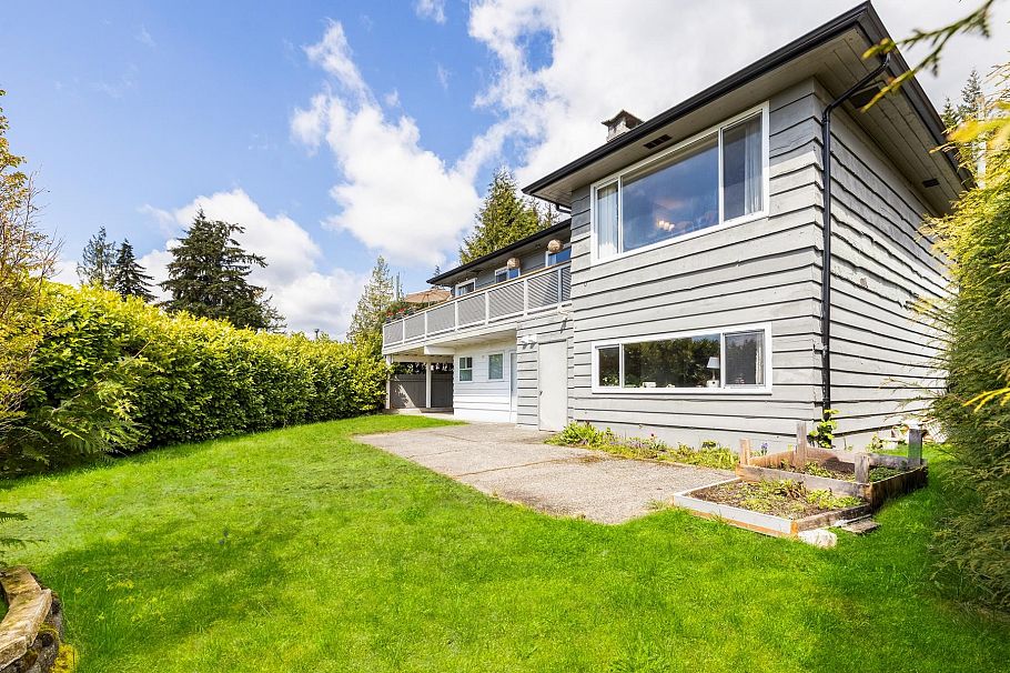 403 Newdale Court North Vancouver, BC - 6