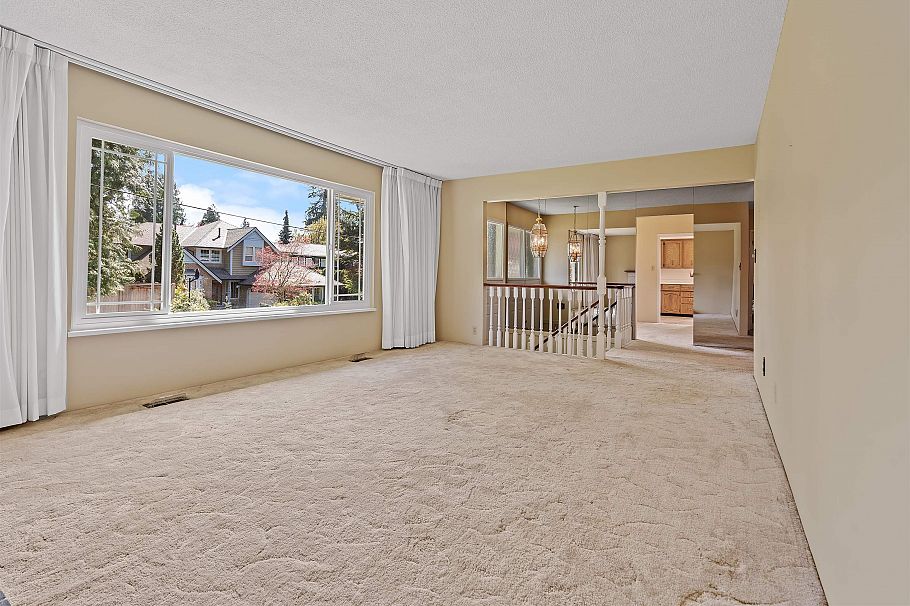 1189 Edgewood Place North Vancouver, BC - 9