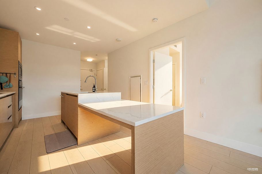 512 3538 Sawmill Crescent Vancouver, BC - 8