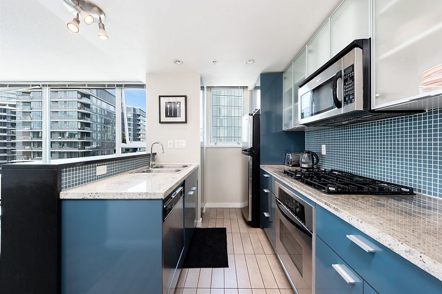 1606 33 Smithe Street Vancouver, BC - 6