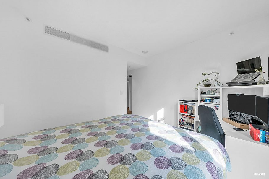 105 5782 Berton Avenue Vancouver, BC - 20