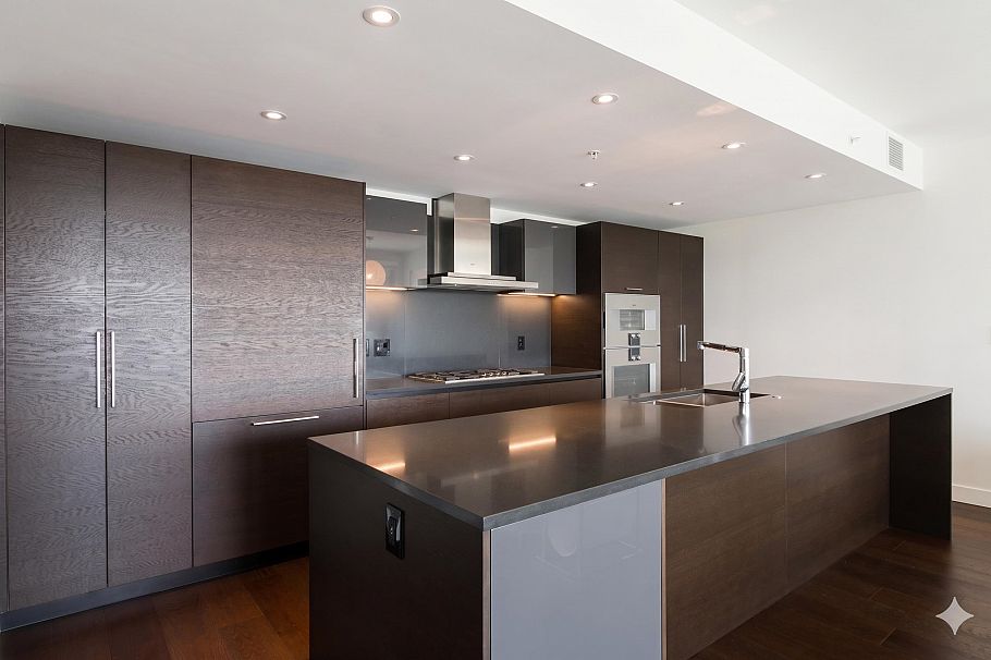 904 1561 W 57th Avenue Vancouver, BC - 8