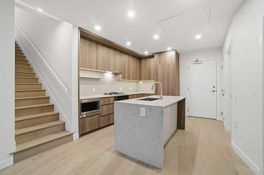 608 5212 Cambie Street Vancouver, BC - 4