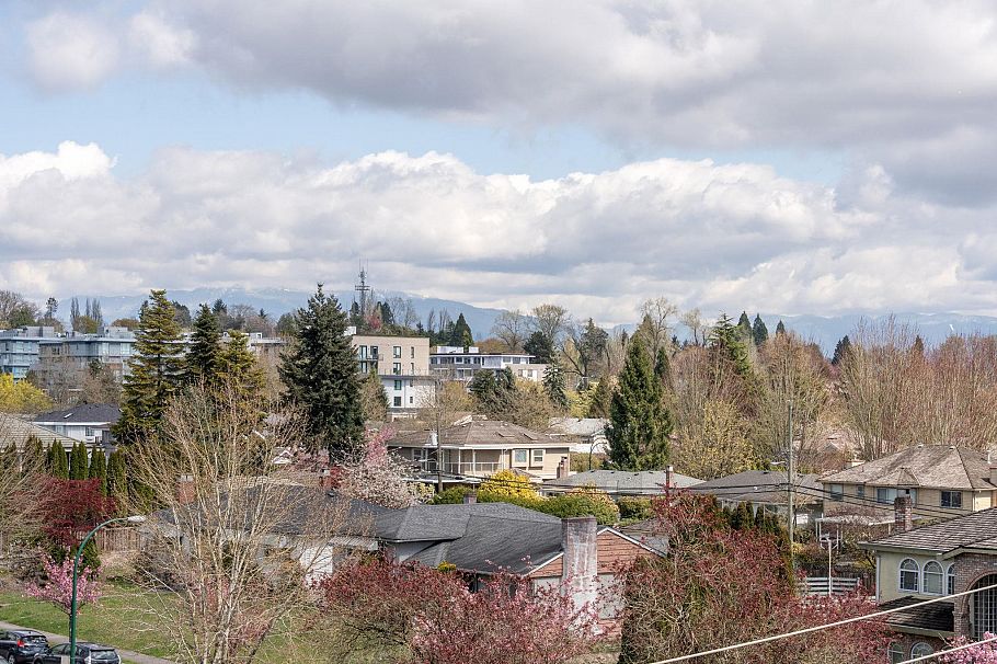 504 655 W 41st Avenue Vancouver, BC - 29