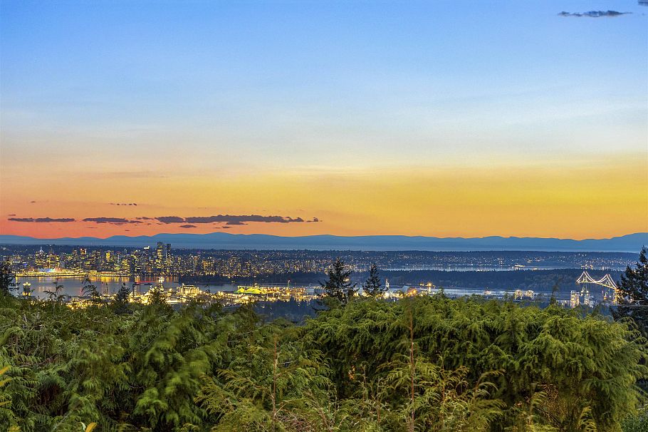 403 Newdale Court North Vancouver, BC - 38