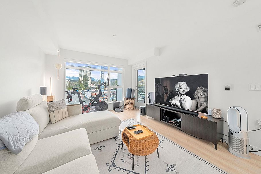 402 1519 Crown Street Vancouver, BC - 4