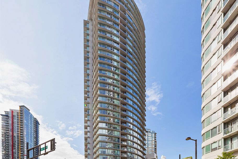 689 Abbott Street Vancouver, BC - 1