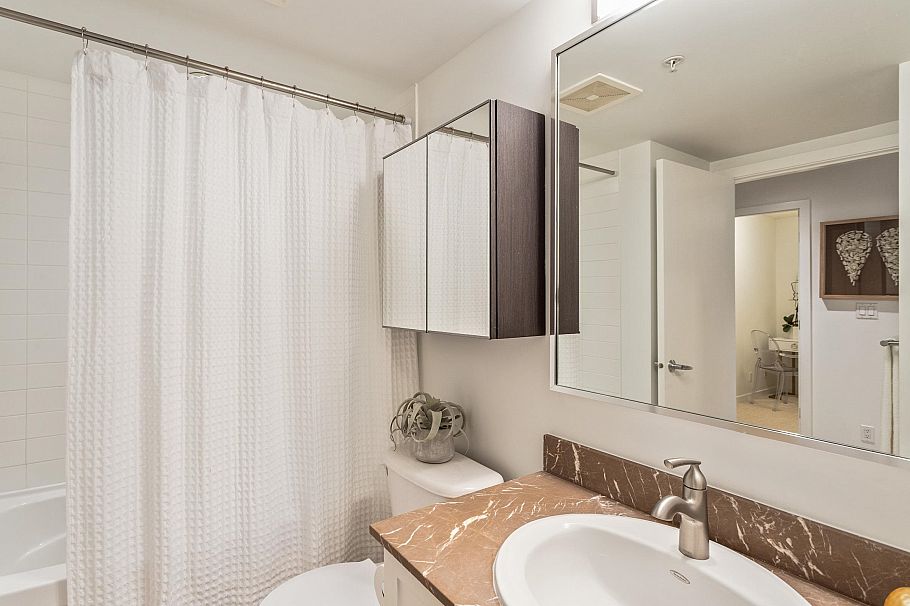 303 933 Hornby Street Vancouver, BC - 13