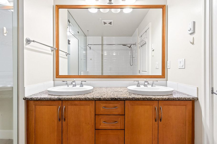 406 2103 W 45th Avenue Vancouver, BC - 23