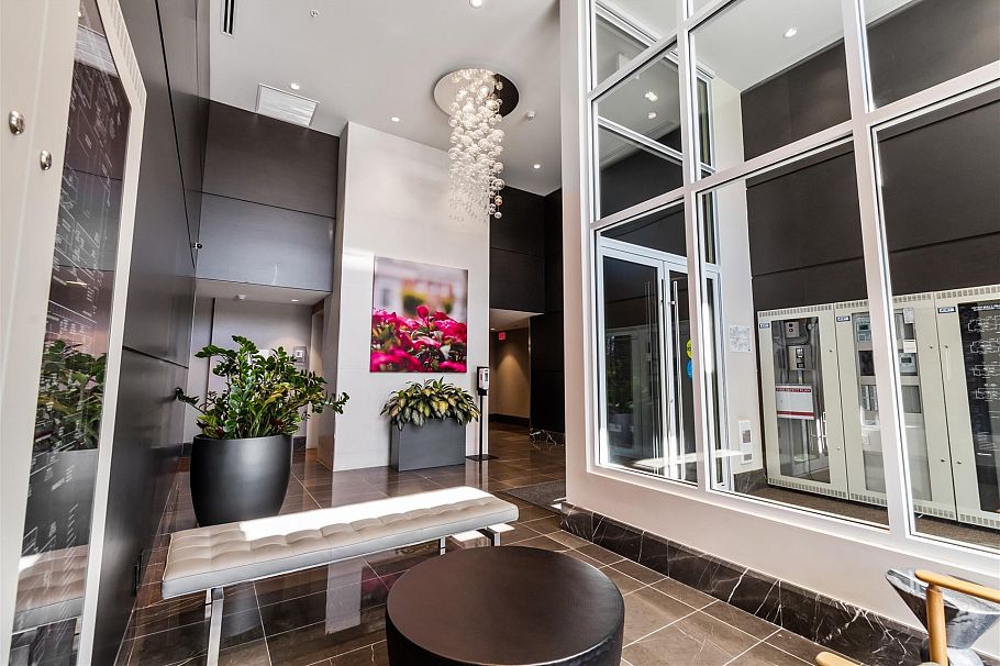 904 1561 W 57th Avenue Vancouver, BC - 21