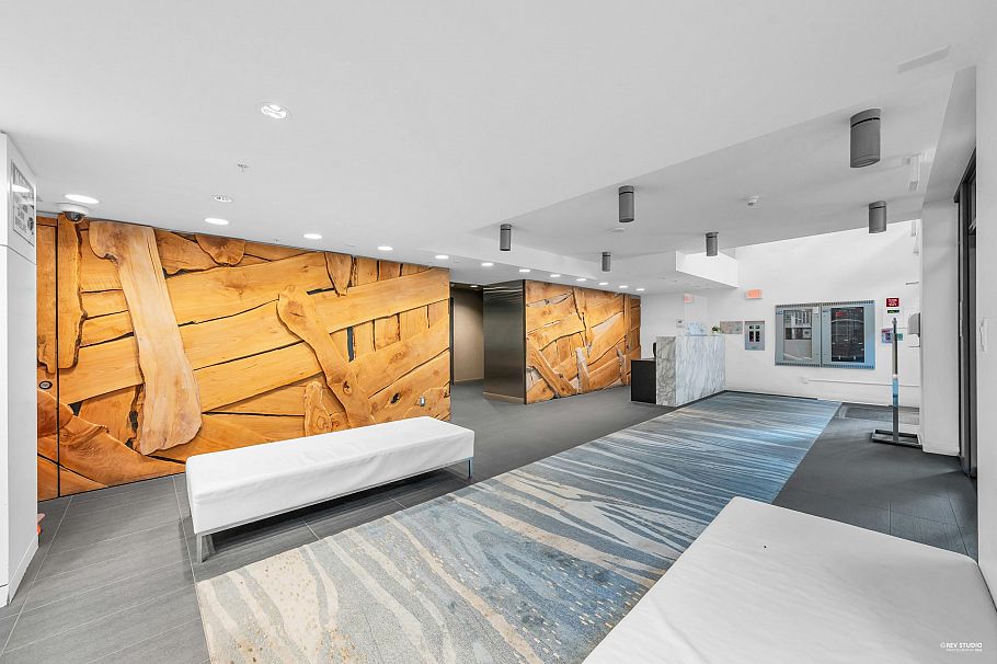 105 5782 Berton Avenue Vancouver, BC - 2