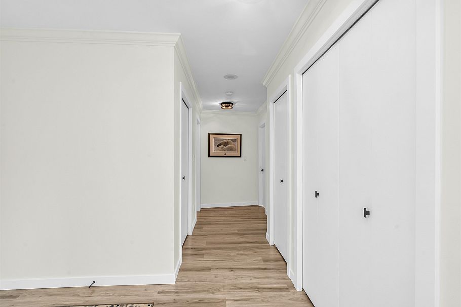 406 995 Roche Point Drive North Vancouver, BC - 17