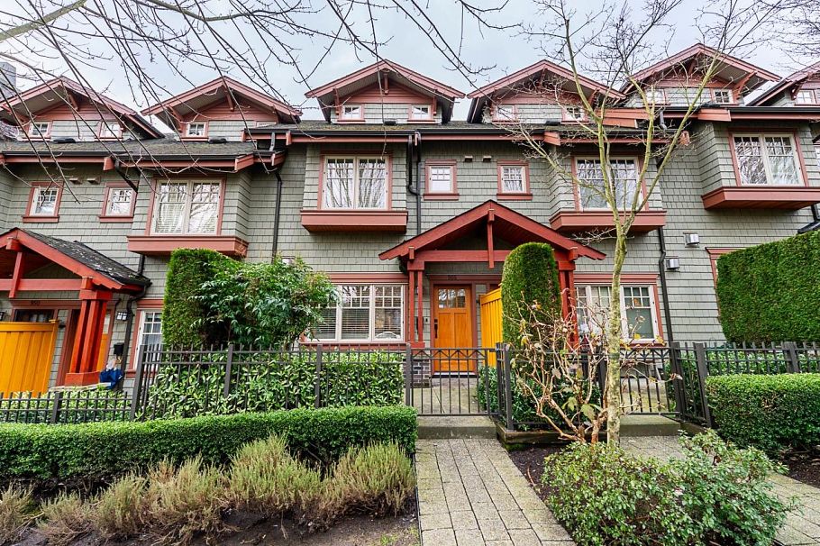 966 W 43rd Avenue Vancouver, BC - 2