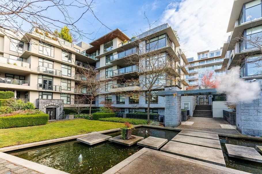 TH 16 6063 Iona Drive Vancouver, BC - 31