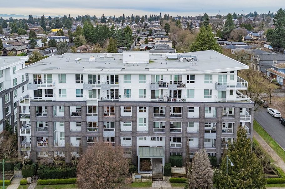 501 6633 Cambie Street Vancouver, BC - 1