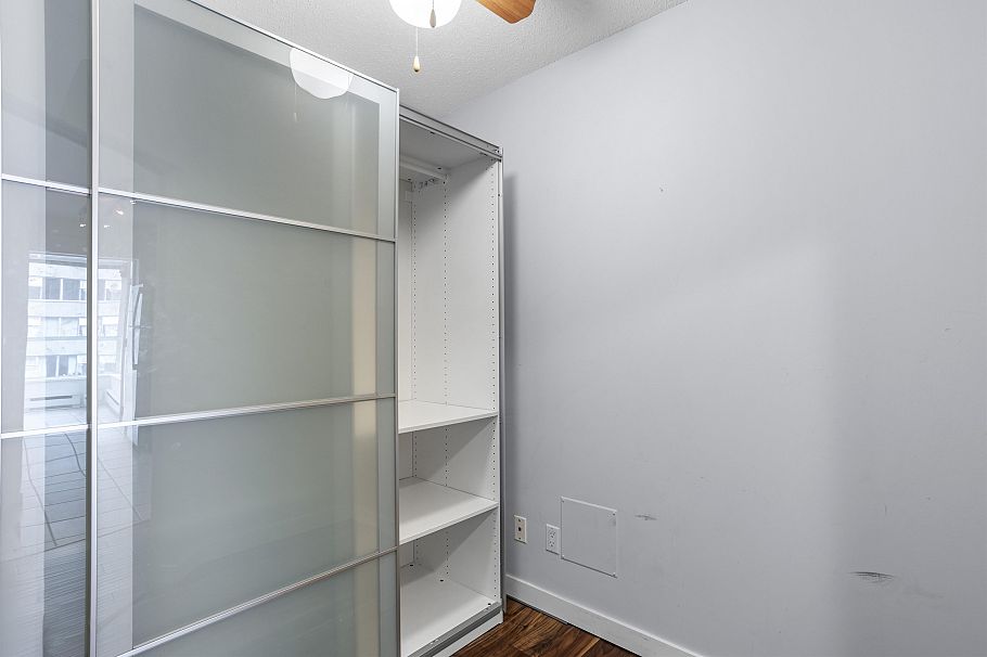 1506 1420 W Georgia Street Vancouver, BC - 17