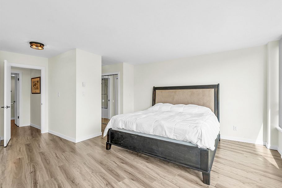 406 995 Roche Point Drive North Vancouver, BC - 13