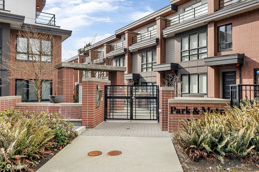 5 338 W 64 Avenue Vancouver, BC - 2