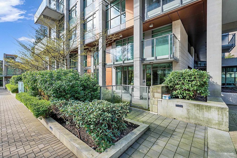 105 5782 Berton Avenue Vancouver, BC - 27