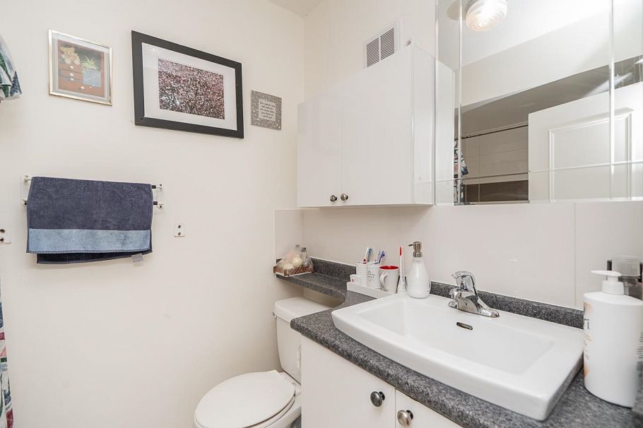 4712 Victoria Drive Vancouver, BC - 15