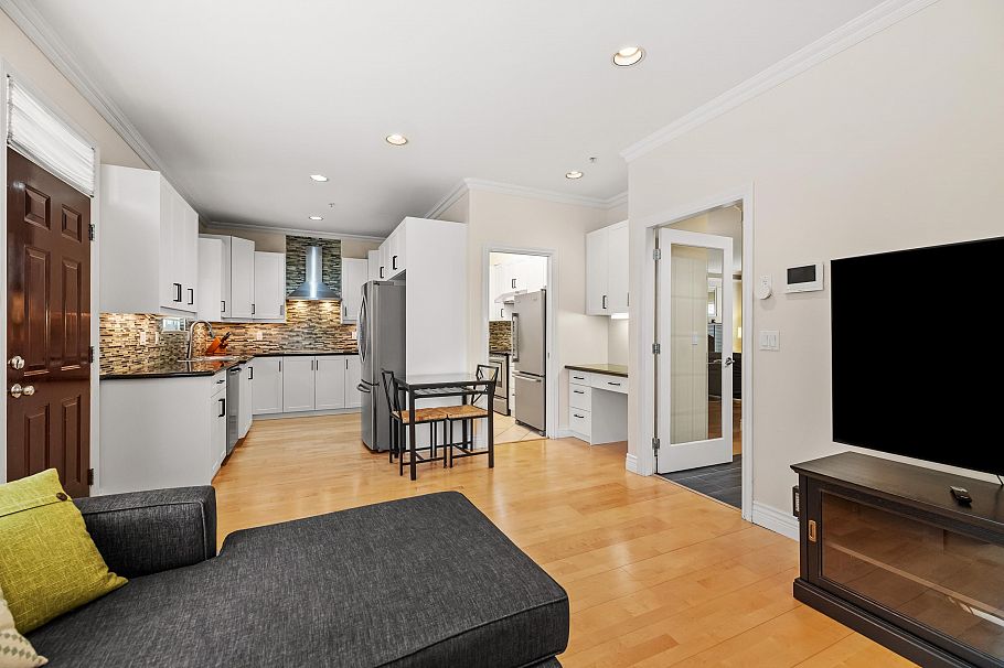 1788 E 64th Avenue Vancouver, BC - 9