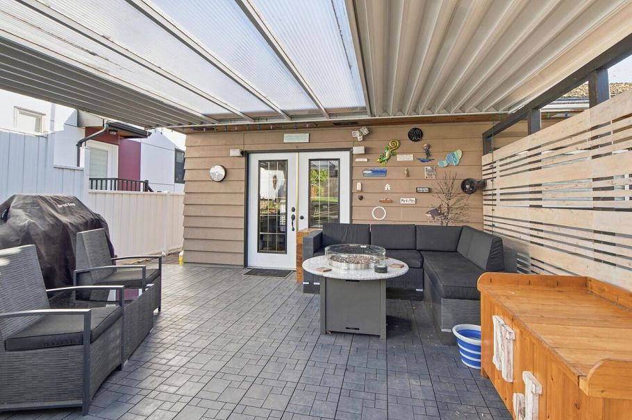 532 W 23 Street North Vancouver, BC - 21