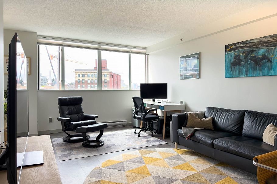 603 288 E 8th Avenue Vancouver, BC - 4