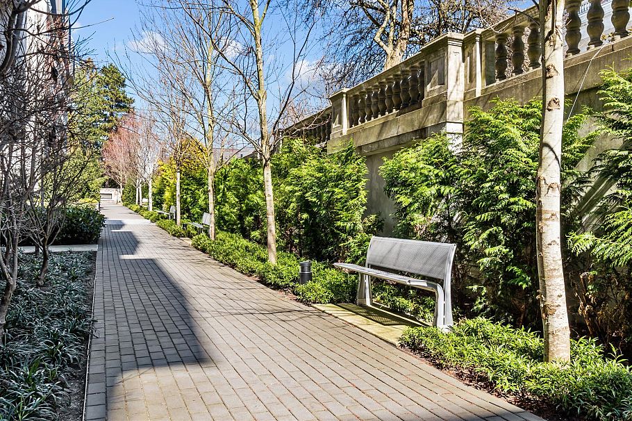 904 1561 W 57th Avenue Vancouver, BC - 29