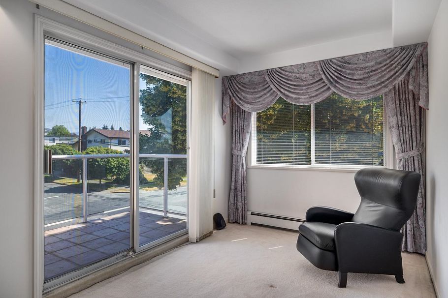 108 W 46th Avenue Vancouver, BC - 11