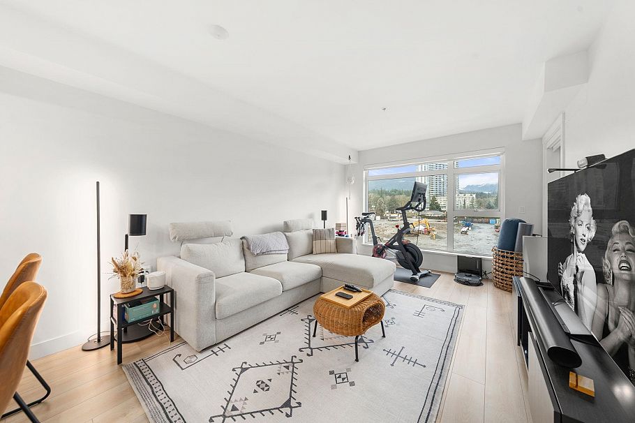 402 1519 Crown Street Vancouver, BC - 5