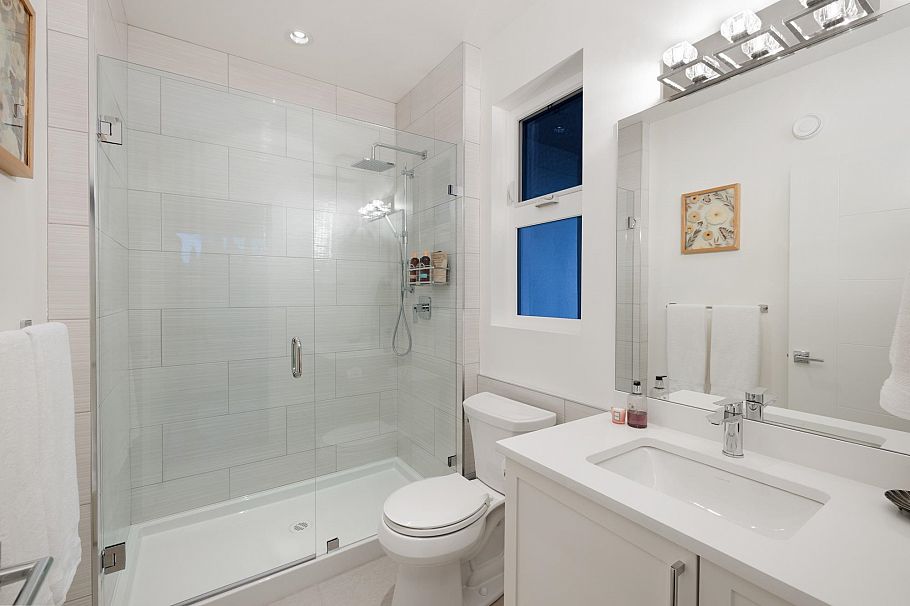 2902 St. Andrews Avenue North Vancouver, BC - 18