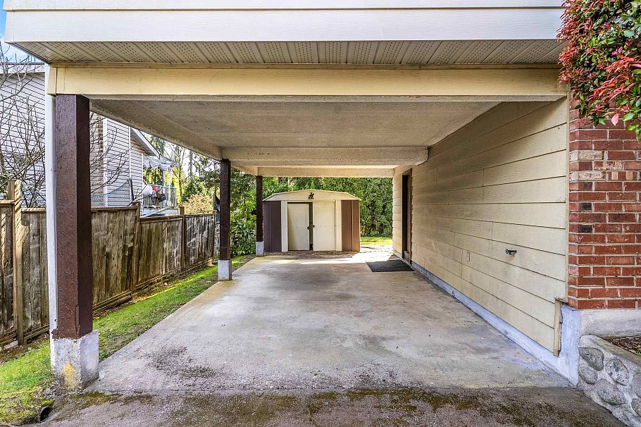 2553 Bendale Road North Vancouver, BC - 28