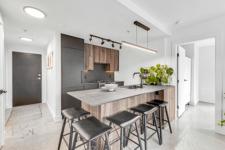 505 928 Richards Street Vancouver, BC - 5