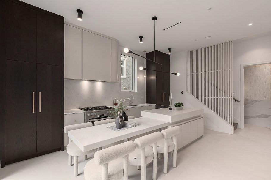 2 3617 W 12th Avenue Vancouver, BC - 6
