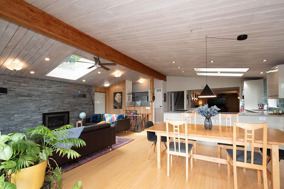 2873 Panorama Drive North Vancouver, BC - 11