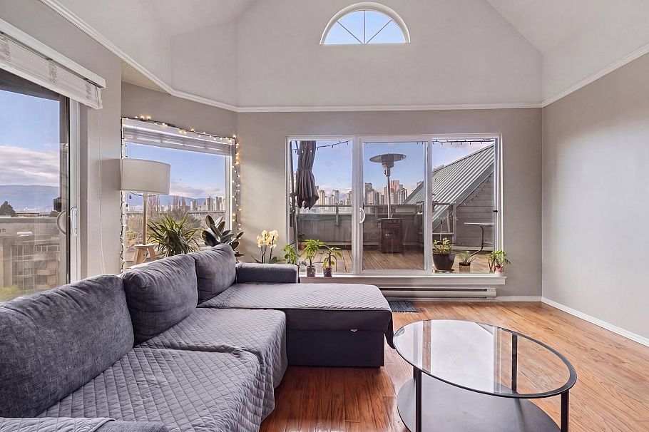 306 1345 W 4th Avenue Vancouver, BC - 1