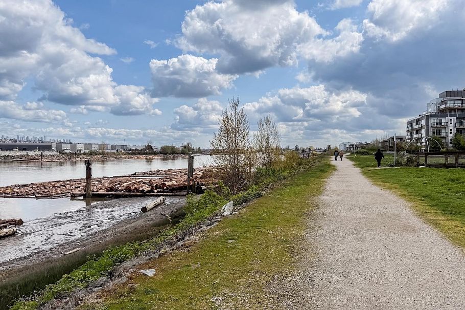 307 10033 River Drive Richmond, BC - 21