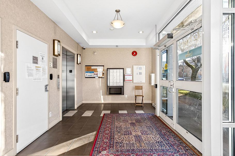 406 2103 W 45th Avenue Vancouver, BC - 31