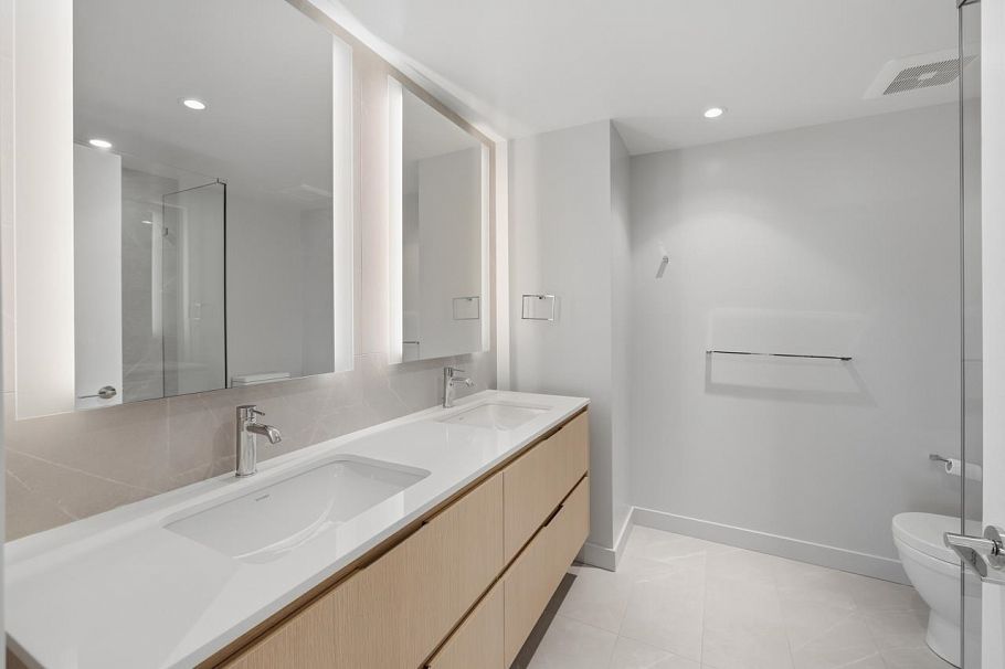 505 1500 Fern Street North Vancouver, BC - 23