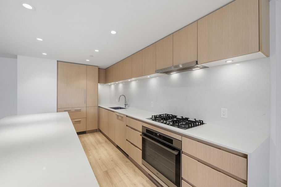 505 1500 Fern Street North Vancouver, BC - 9