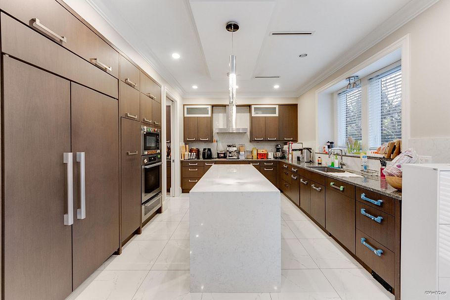 3029 W 45th Avenue Vancouver, BC - 8