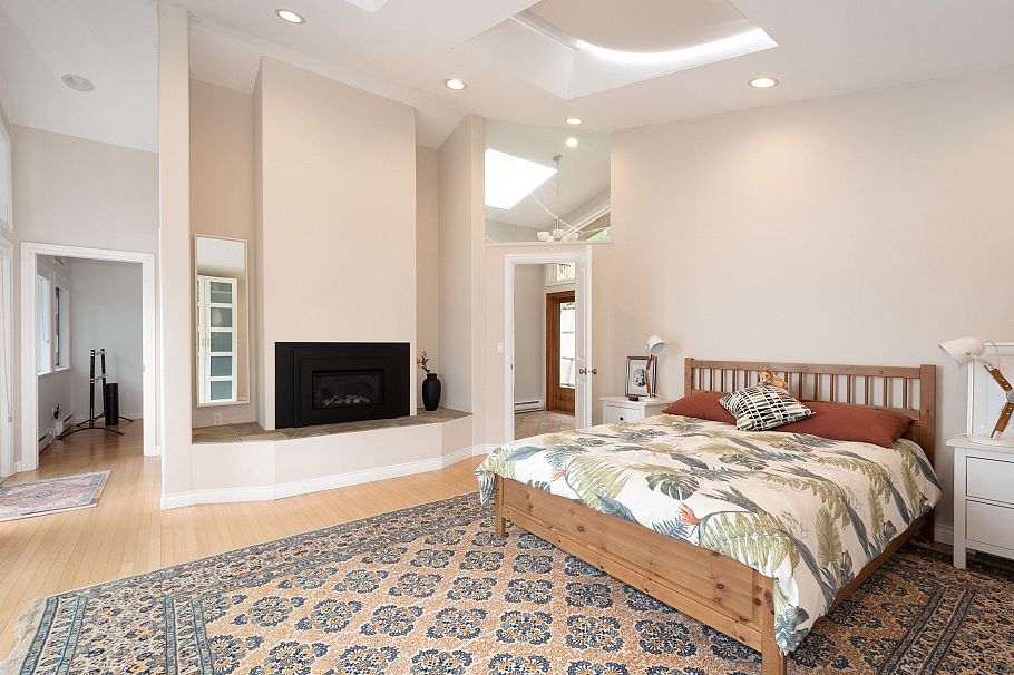 2873 Panorama Drive North Vancouver, BC - 20