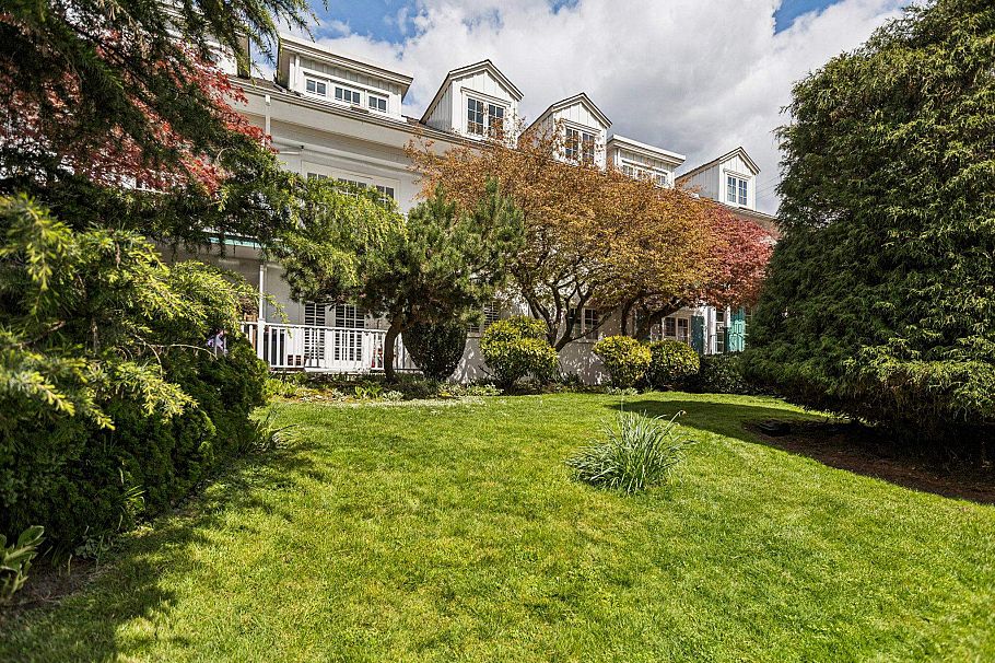 102 120 W 17th Street North Vancouver, BC - 16