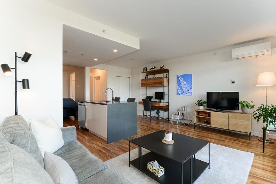 221 289 E 6th Avenue Vancouver, BC - 4