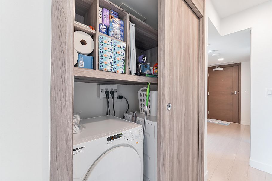 2001 455 SW Marine Drive Vancouver, BC - 15