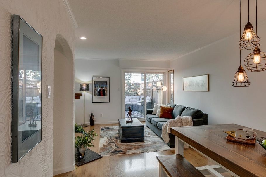 160 W 12th Street North Vancouver, BC - 13