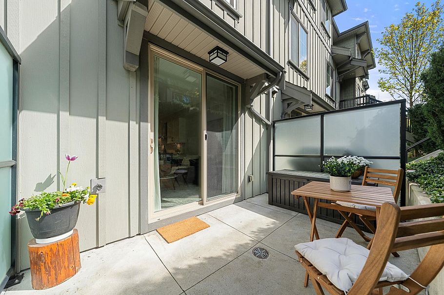 9 433 Seymour River Place North Vancouver, BC - 16