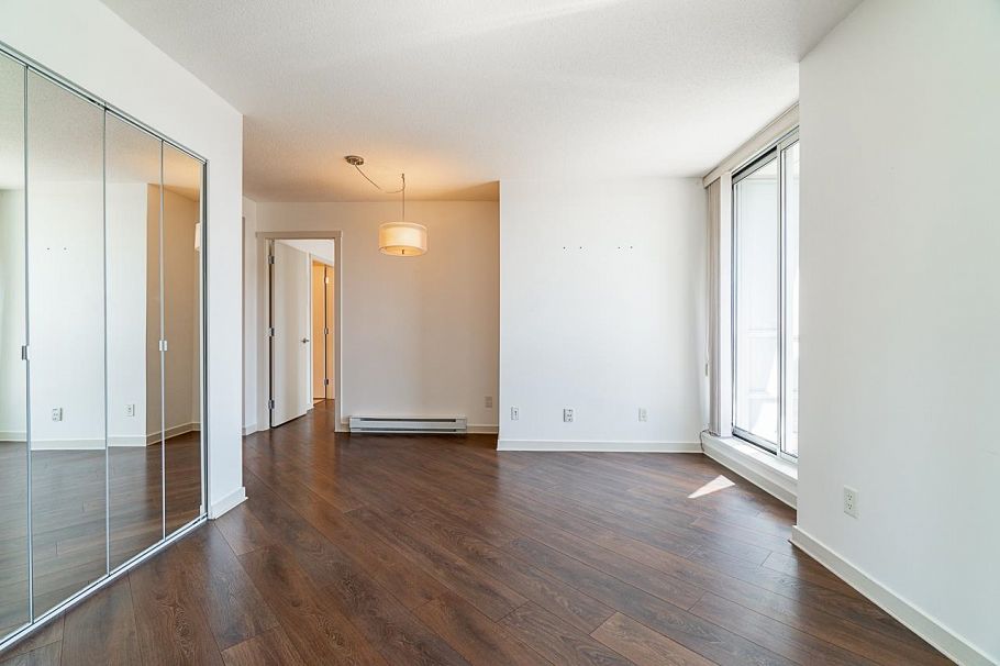 1208 1212 Howe Street Vancouver, BC - 11