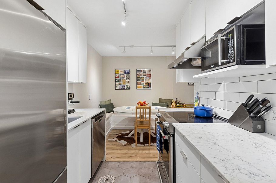 101 175 E 5th Street North Vancouver, BC - 7