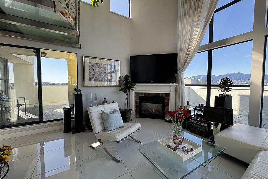 PH 1268 W Broadway Vancouver, BC - 9